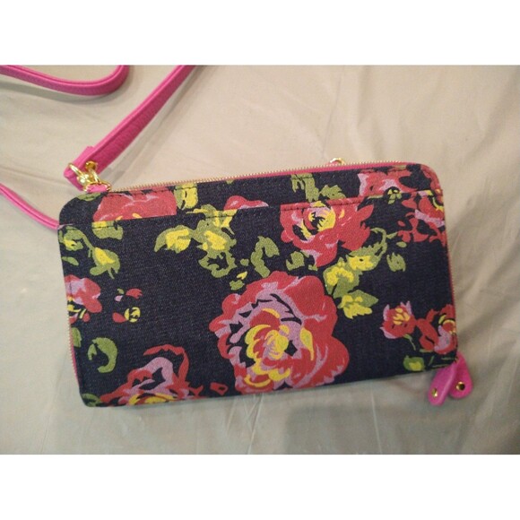 Buxton pink floral small Crossbody - Picture 6 of 9